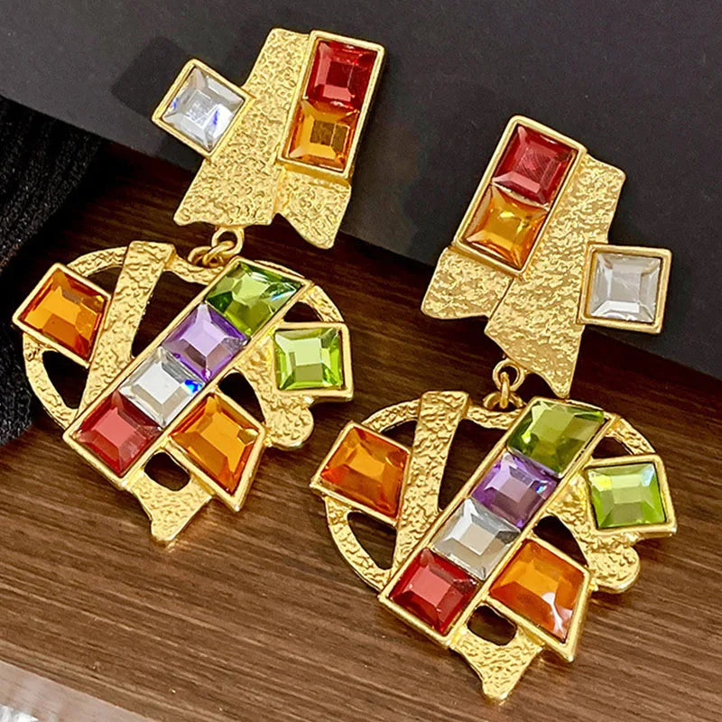 Wholesale Fashion Jewelry Vintage Court Medieval Colorful Crystal Earrings Without Ear Holes Diamond Heart Earrings No Piercing