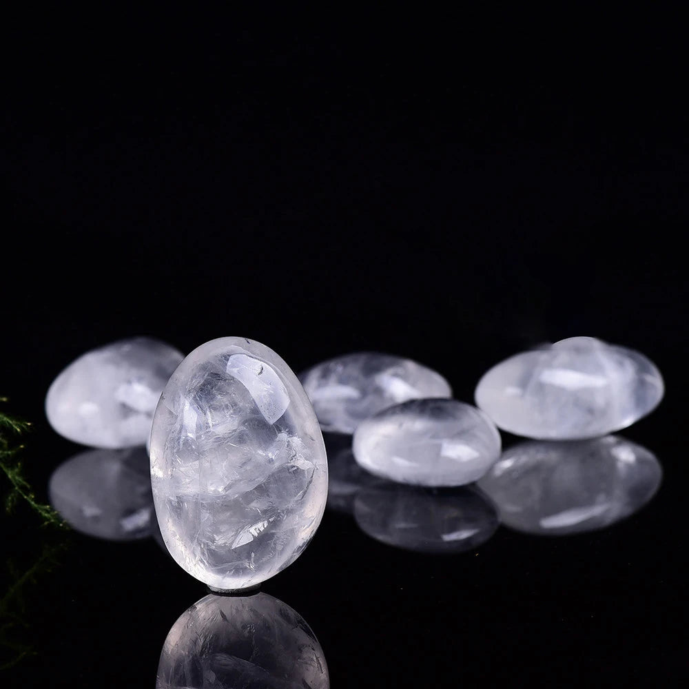 Natural Irregular Clear Quartz Polished Massage Palm Semiprecious Stone Crafts Healing Crystal Pocket Stone