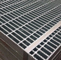 Building Structures Carbon Steel Walkway Platform Hot DIP Galvanized Steel Grating