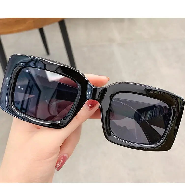 One Piece Wholesale Custom New Fashion Trendy Pc Frame Rectangle Vintage Black Sunglasses 2024 for Men