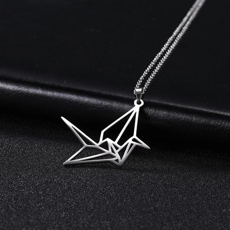 Humming Bird Necklace Bird Pendant PVD Gold Stainless Steel Necklace Cute Stainless Steel Jewelry Necklaces Trendy MegaBDM