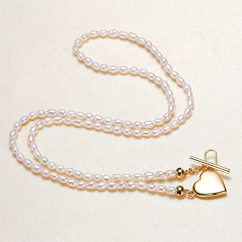 Fashion Freshwater Pearl Necklace Pendant 2-4mm Mini Rice Pearl Necklace with Heart Pendant