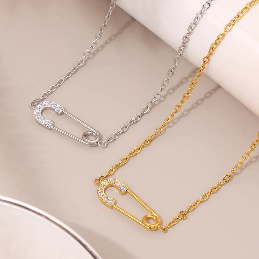 Minimalist Zircon Pin Paper Clip Pendant Necklace Bracelet Set Stainless Steel PVD Gold-plated Versatile Exquisite Jewelry Set
