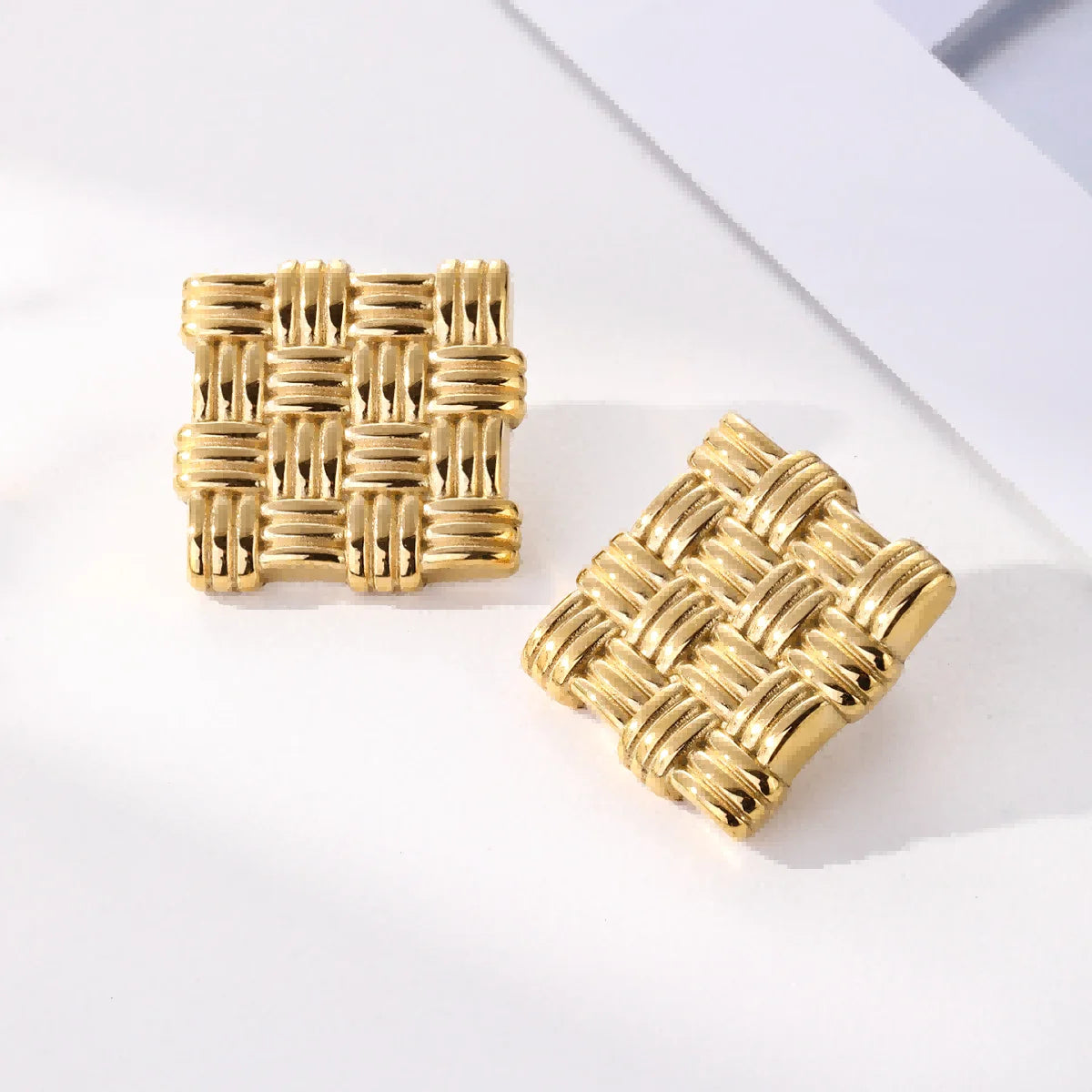 Wholesale Water Proof 24 Karat Gold Jewelry Earrings Viking Irish Celtic Silver Earrings Women Stainless Steel