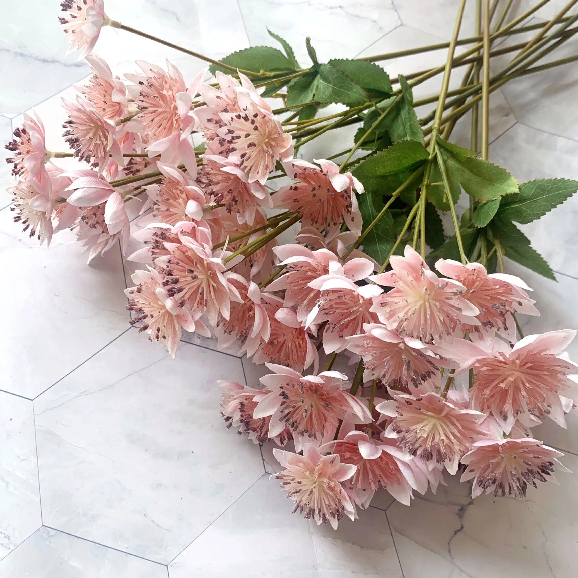 Cheap 5 Heads Wedding Home Decoration Silk Snow Lotus Artificial Flowers for Sale