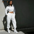 2026 Women Pullover Crop Top Hoodies Custom Cotton Sweatpants and Two Piece Hoodies Set Women Winter Fleece Tracksuits Set