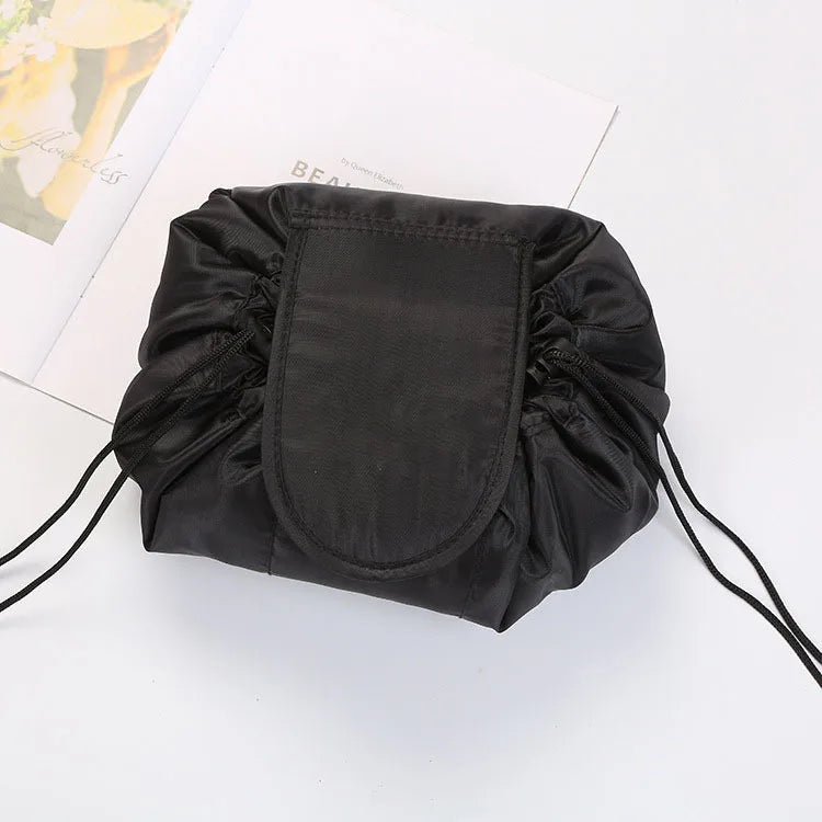 Large Capacity Custom Logo Makeup Bag Fashionable and Portable Lazy Bag Design Ideal Travel Cosmetic Bag for Women