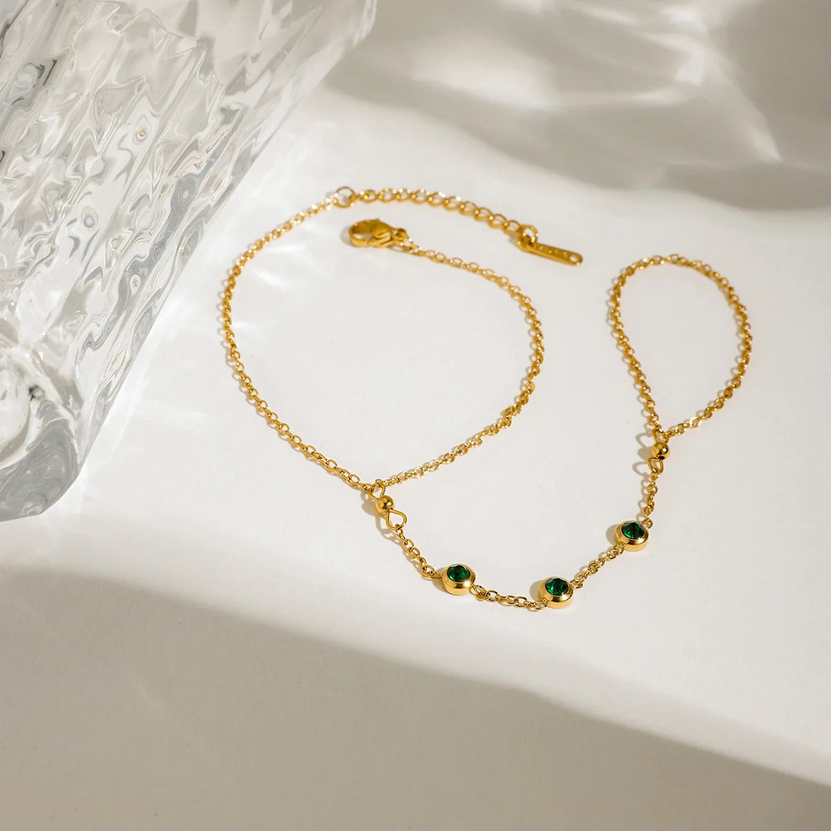 Fashion Holiday Jewelry 18K Gold Stainless Steel Green Zircon 1.5mm Chain Finger Bracelet