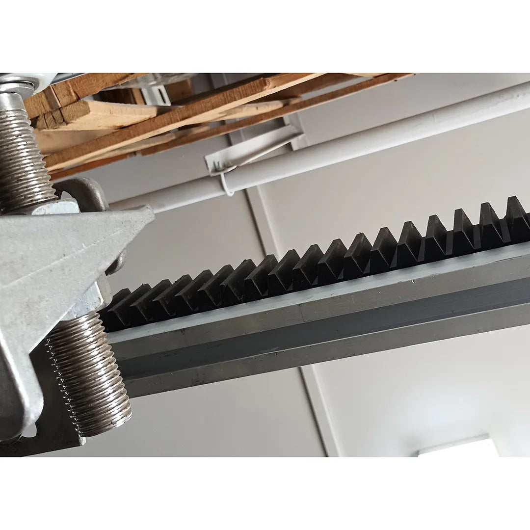 Factory Direct Nylon Rack Gear for Industrial Automatic Door Control Sliding Gate Gear Rack for Cold Room Application