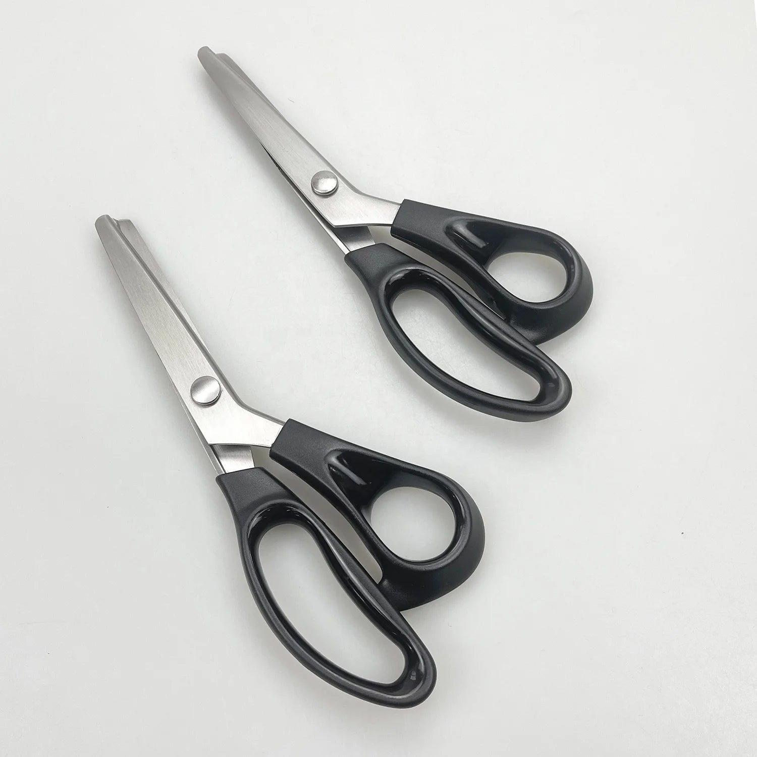 Pinking Shears for Fabric Professional Dressmaking Sewing Scissors Zig Zag Fabric Craft Scissors (scalloped 5mm)