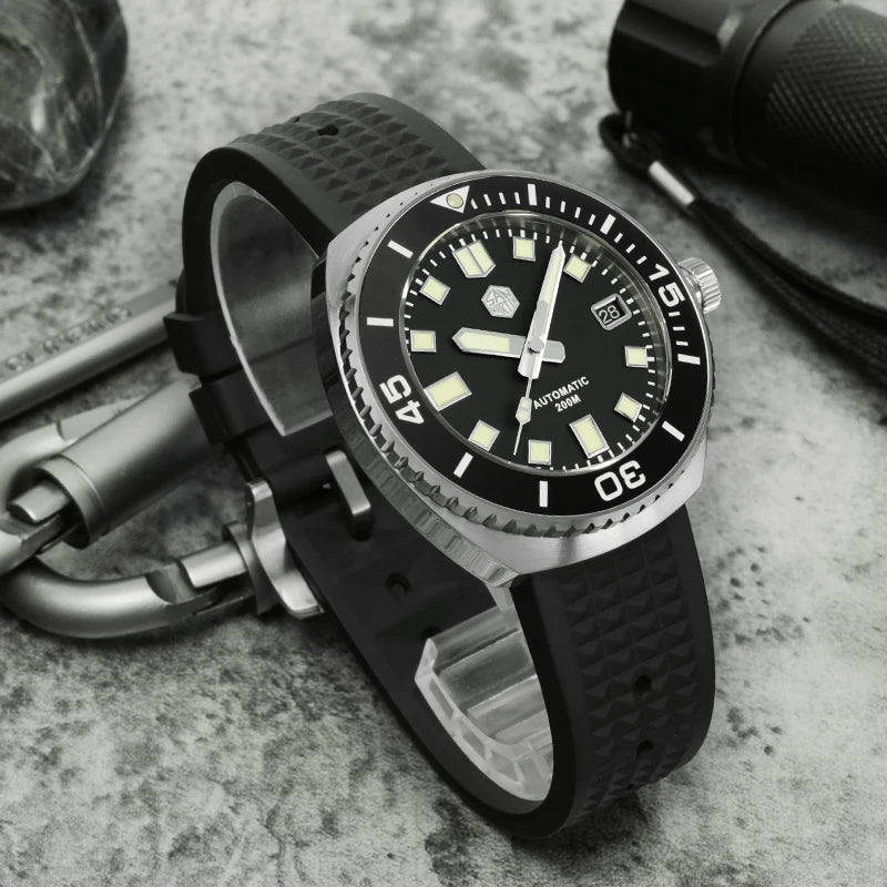 Custom Low Moq San martin Quality Abalone Automatic Mechanical 316L Stainless Steel C3 Luminous Diver 20atm Watch Man for Sale