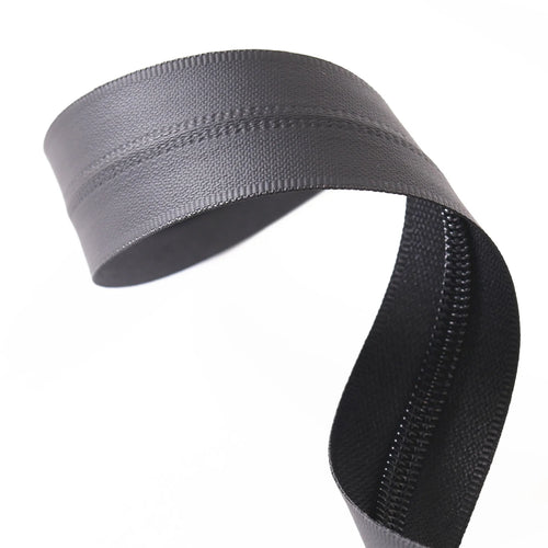 #7 Waterproof Zipper Nylon Zipper Long Chain for Home Textiles and Tent Nylon Zipper Roll Manufacturer