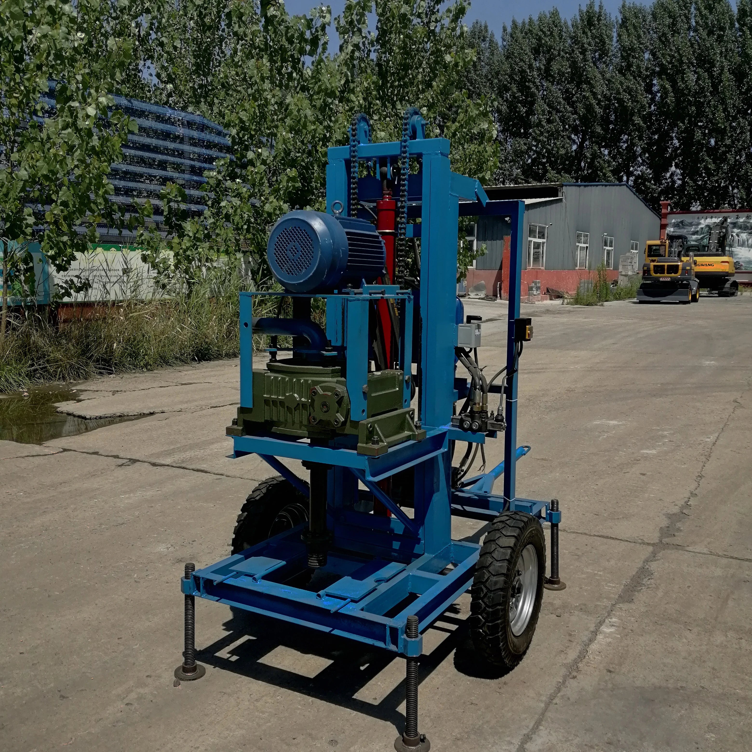 Factory 15KW 150m Wheeled Electric Hydraulic Well Drilling Rig Geothermal Drilling Machine