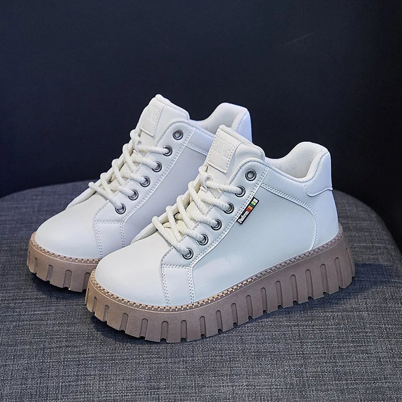 Autumn New Korean Small White Shoes Thick Soled Casual Boots Fashionable and Versatile High Top Casual Boots