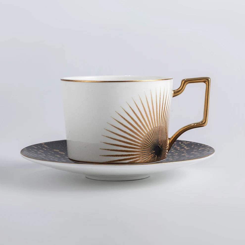 Shengjing Factory Wholesale Ceramic Cup and Saucer Luxury Bone China Coffee Mug Set for Afternoon Tea Party Restaurant