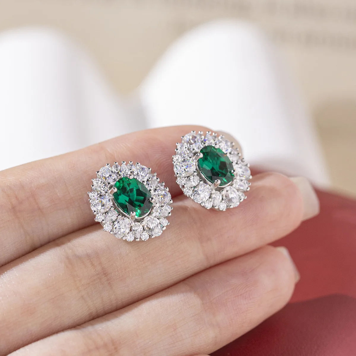 Aimgal Luxury Fine Jewelry 2ct Cultivated Emerald Elegant Earrings 925 Silver 8A High Carbon Diamond for Parties Gifts