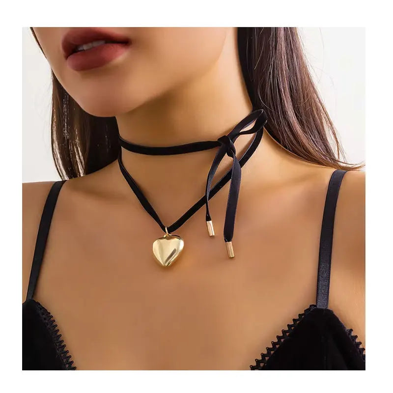 Hot Sale Women's Vintage Style Long Flannel Rope Heart Pendant Necklace Multi-Layer Pull-Out Design