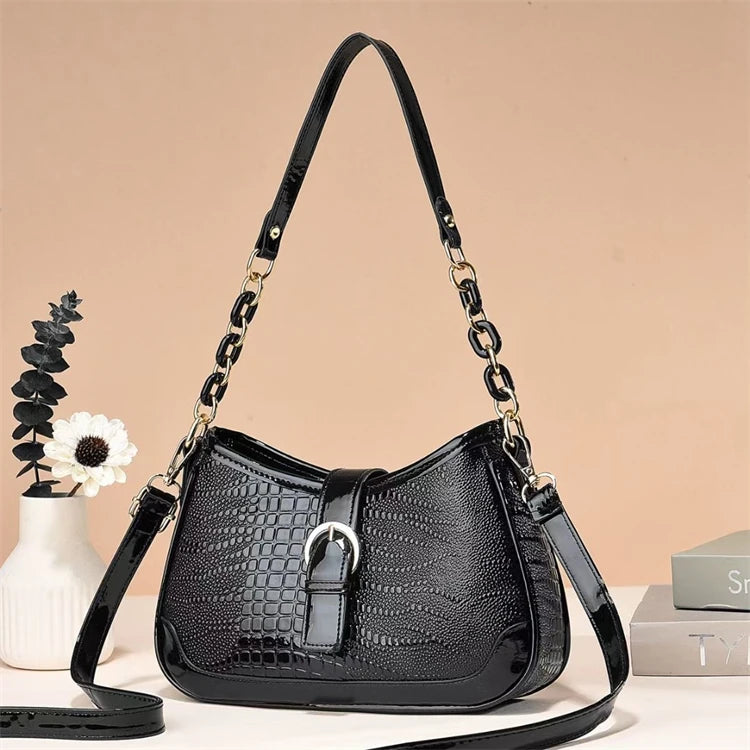 Hot Selling Big Leather Latest Ladies Clutch Evening Chain Hand Bags New Style 2024