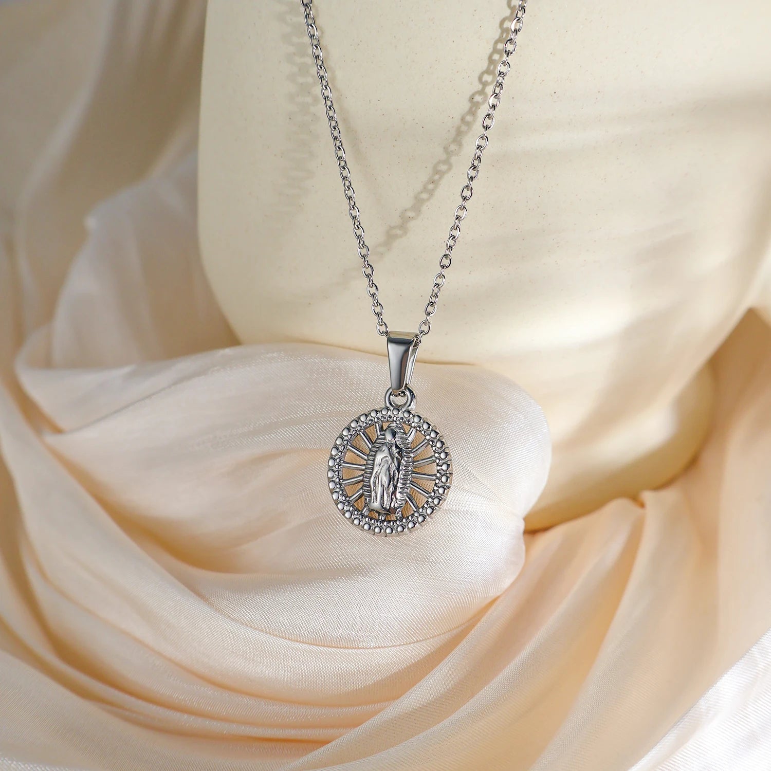 Olivia Best Seller Virgin Mary Pendant Necklace Stylish Jesus Necklace with INS Relief Charms Stainless Steel Religious Jewelry