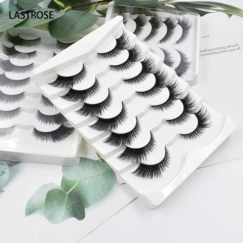 Fox Eye Effect Winged Short Strip Lashes Makeup Natural Cat Eye Lashes Bulk 3D Mink Eyelashes Wholesale Vendor