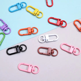 Cute Colored Stainless Steel Lightweight Carabiner Keychain Accessories Creative DIY Rotary Spring Buckle for Accessory Bag