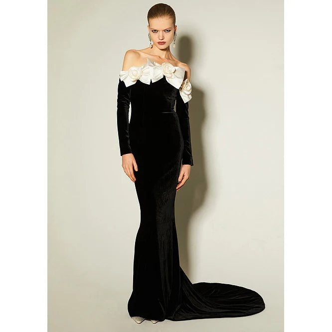 A9680 Factory Manufacturer Velvet Women Maxi Gown Dress Off-shoulder Long Sleeves Black Ladies Evening Dress