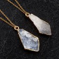 2026 Wholesale Royal Style Alloy Embossed Pattern Agate Cluster Double-sided Pendant European Temperament High-grade Necklace