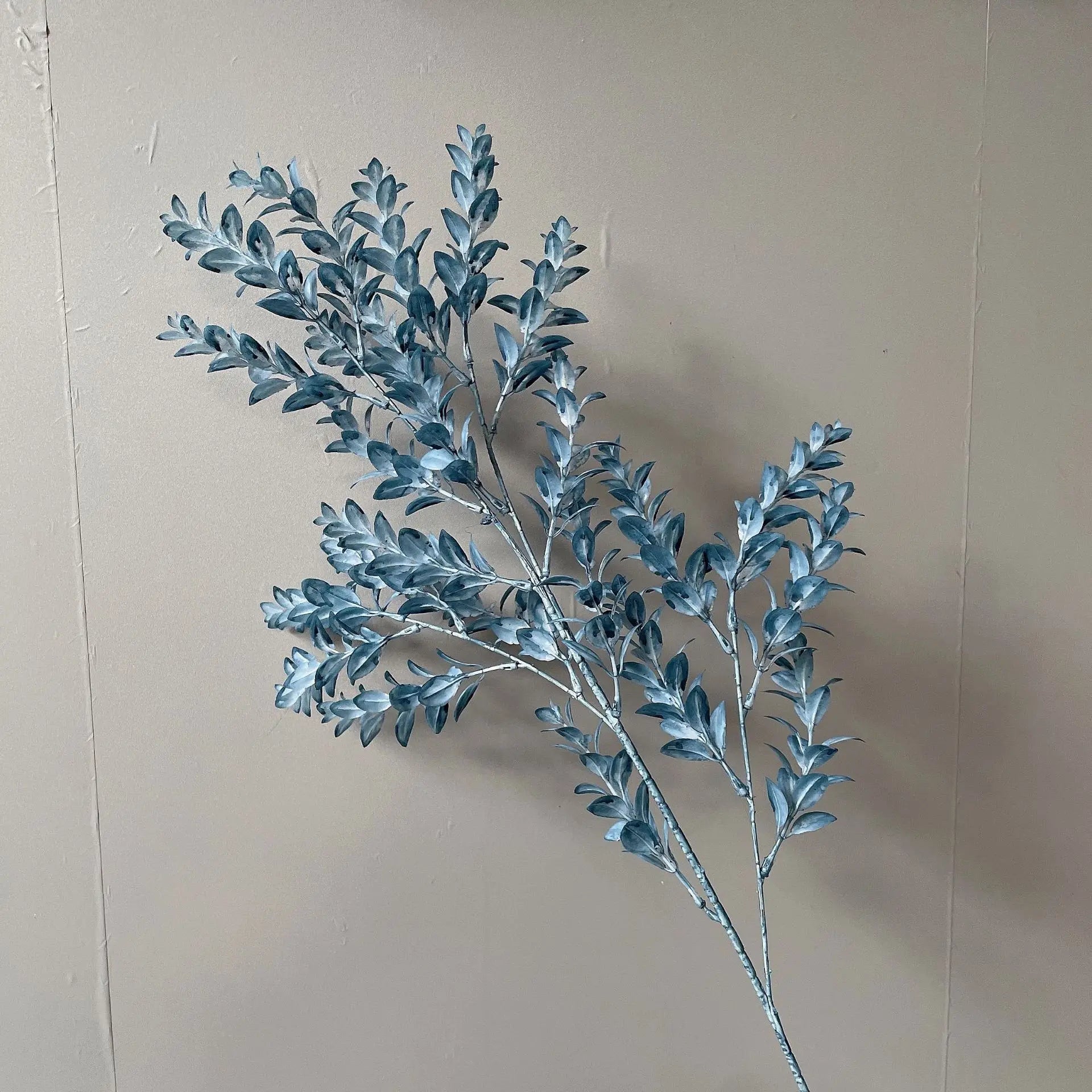 N465 Wholesale Wedding Decoration Royal Blue Artificial Flowers Dusty Blue Artificial Flower Artificial Blue Flower