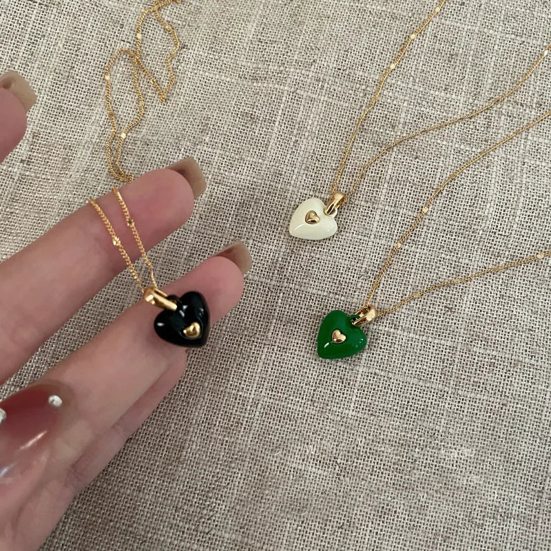 Heart Necklace for Women Resin Dripping Oil Choker Chain Love Heart Pendant Necklace Gift Wholesale