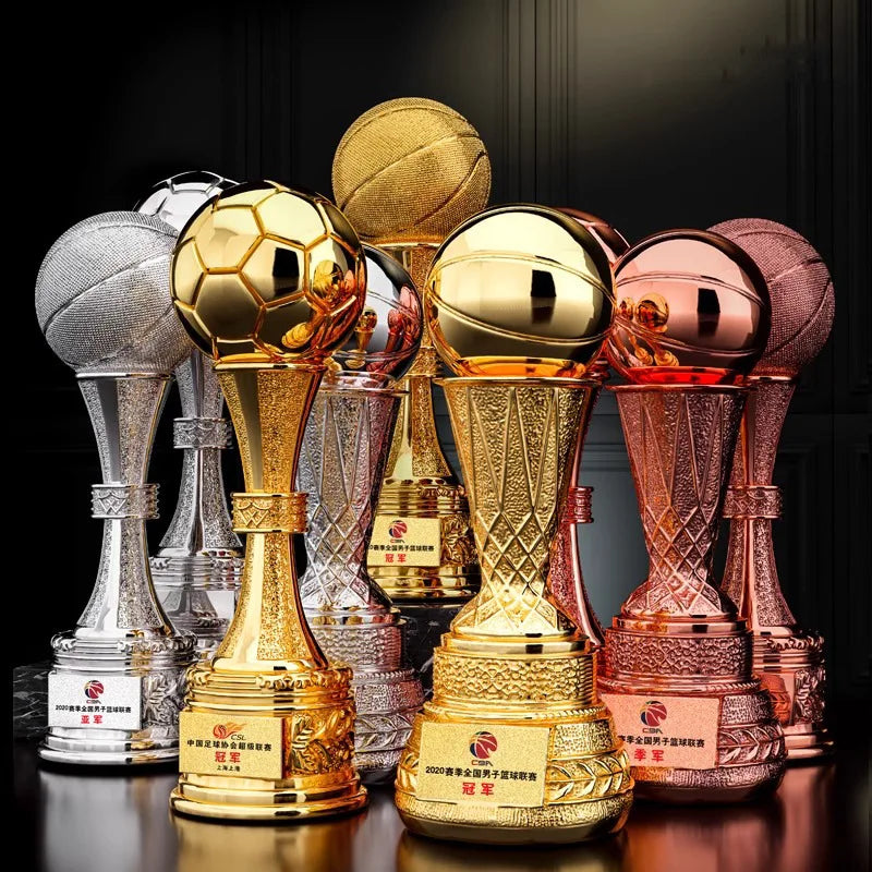 Wholesale Creative Resin Basketball Football Crystal Trophy Crystal Crafts Customized Crystal Sports Trophy