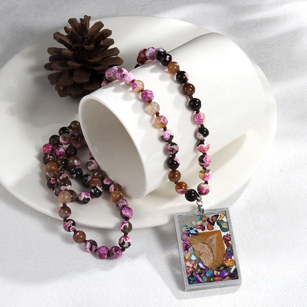 Fashion Bohemian Women's Jewelry 8mm Natural Stone Agalmatolite Knot Necklace Chip Stone Picture Frame Pendant Necklace