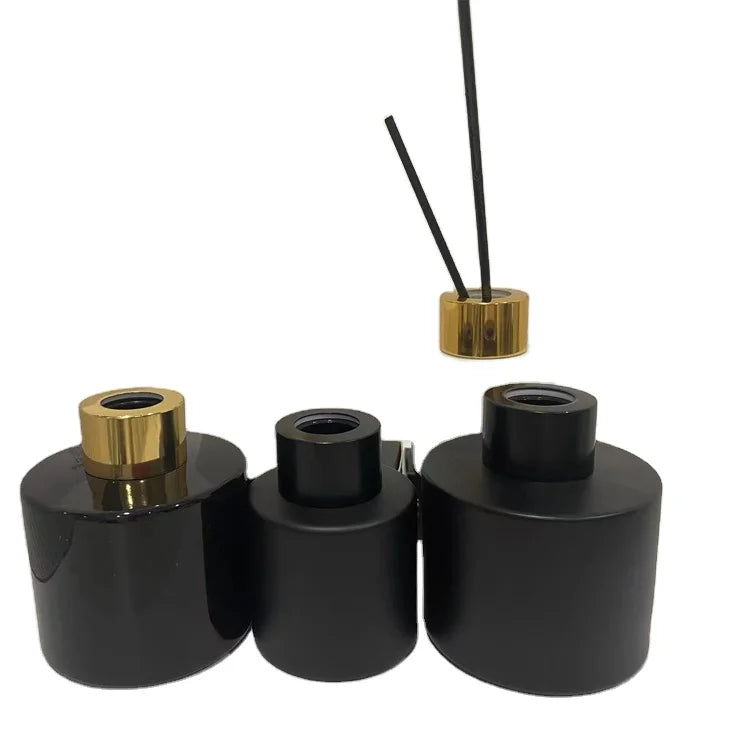 Wholesale Reed Diffuser With Giftbox 50ml 100ml Scent Fragrance Oil Diffuser Bottle Premium Reed Diffuser Set