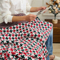 Wholesale Warm Chunky Fluffy Microfiber Windmill Knitted Throw Blanket Polyester Christmas Blanket for Winter Home Decor FC