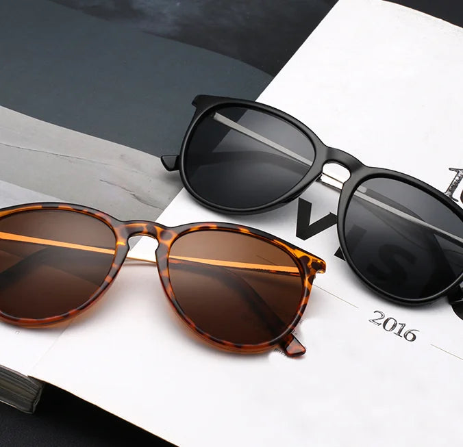 2024 Retro Men's Polarized Sunglasses with UV400 Fashion Metal Frame and PC Material Driving Glasses
