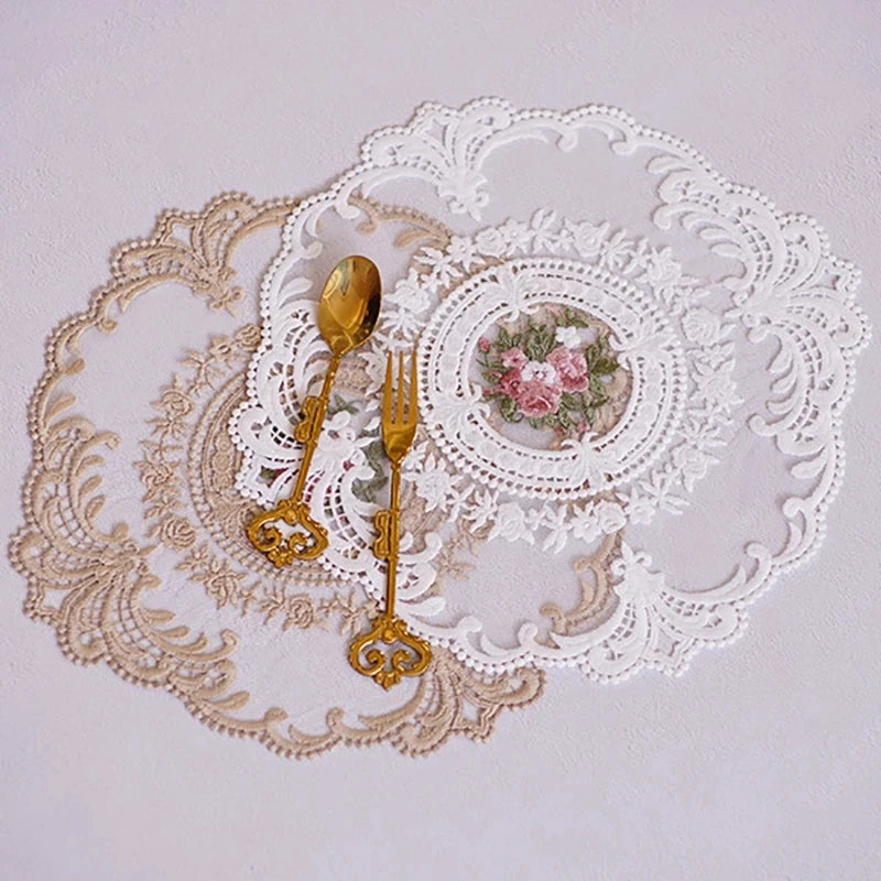 28CM White Beige Lace Embroidery Table Place Mat Round Pad Cloth Placemat Cup Mug Cookware Coaster Napkin Doily Kitchen