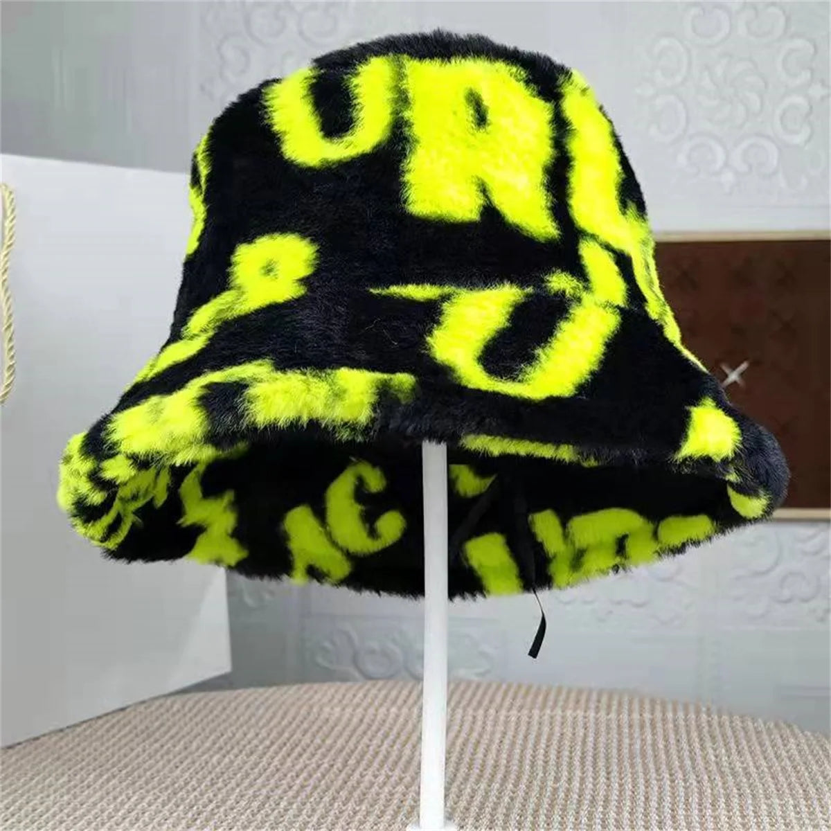 Fashion Winter Bucket Hat Letter Printed Faux Fur Fisherman Hat Fuzzy Plush Bucket Hats Xmas Gift