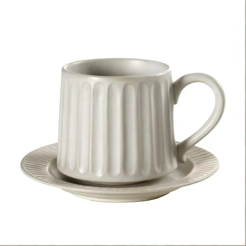 Hot Selling Wholesale Cafe bar Home Restaurant Kitchen Big Capacity Cream Ceramic 310 ml Coffee Cup and Saucer Coffee Cup
