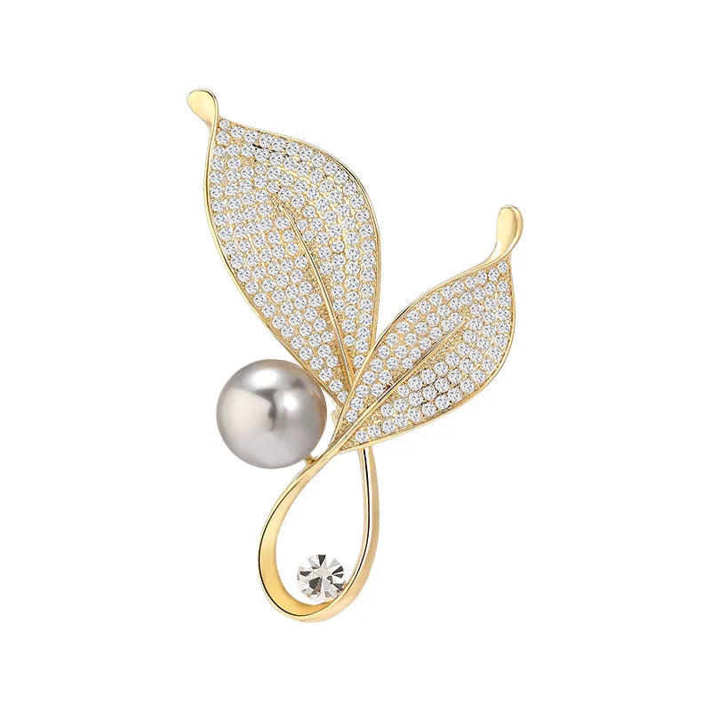 Wholesale Luxury Brooch Fashion Jewelry Rosemary Leaf Design Pearl Cubic Zircon Brooches for Women