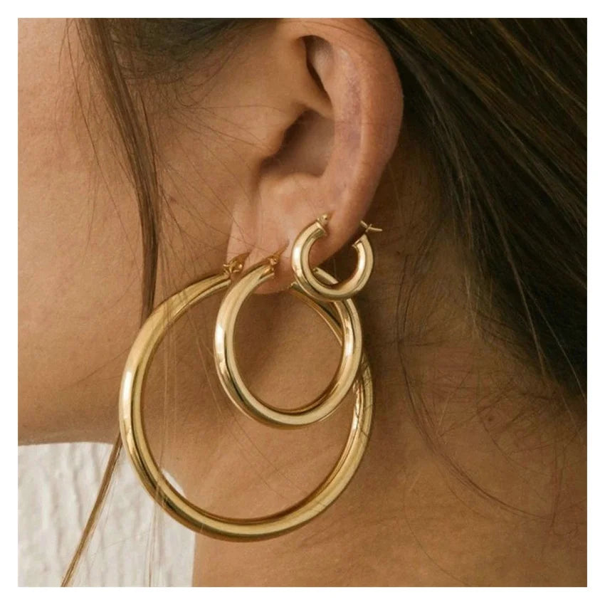 Ilona Vintage Style Large Hoop Earrings 18K Gold Plated Simple C Shape Stainless Steel Stud Earrings
