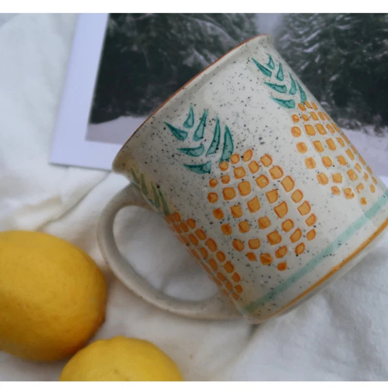 INS Handmade Painted Pineapple Shapes Ceramic Tea Cup Espresso Cups Ceramic Water Cup Creative Breakfast Oatmeal Mug