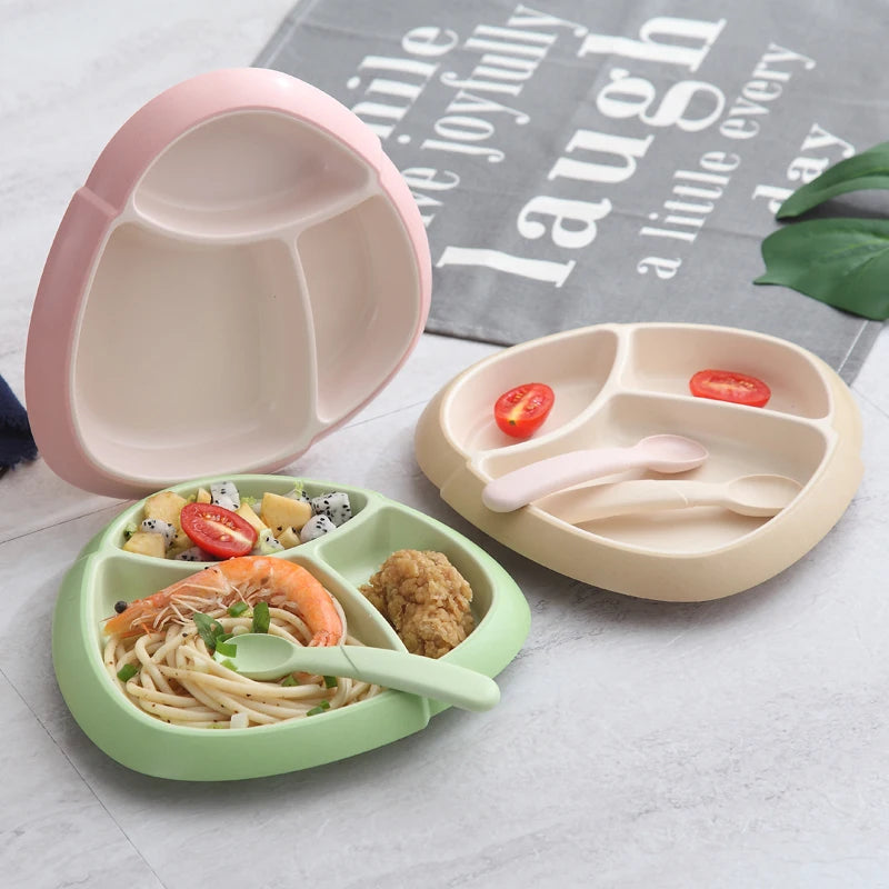 Children's Eco-Friendly Plastic Dinner Plates with Divided Serving Tray Modern Design Food Grade Silicone for Kids' Dining
