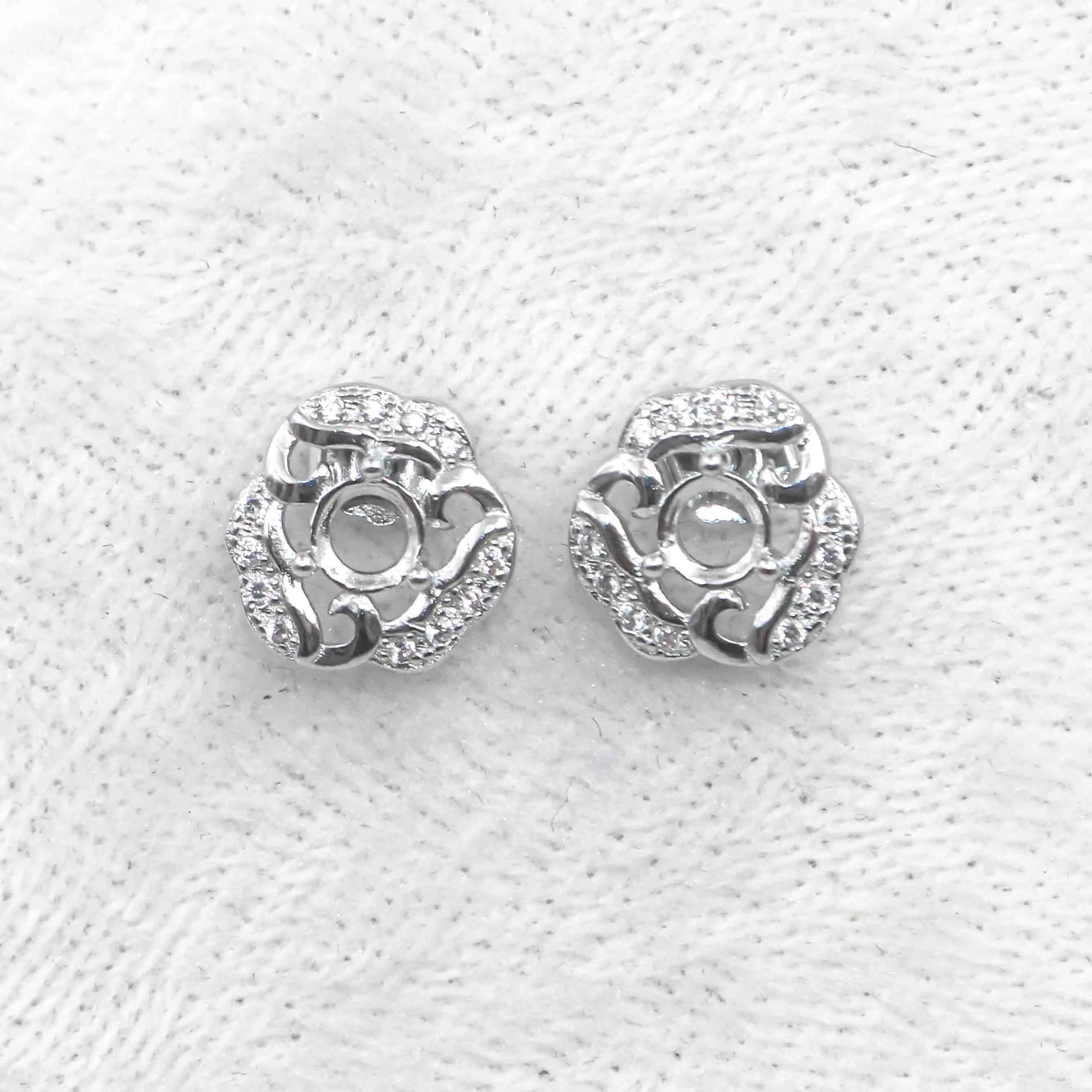 Sterling Silver 4*4mm Semi Mount Stud Earrings Empty Support Blank Claws Setting S925 Base Without Center Stone for DIY Inlay