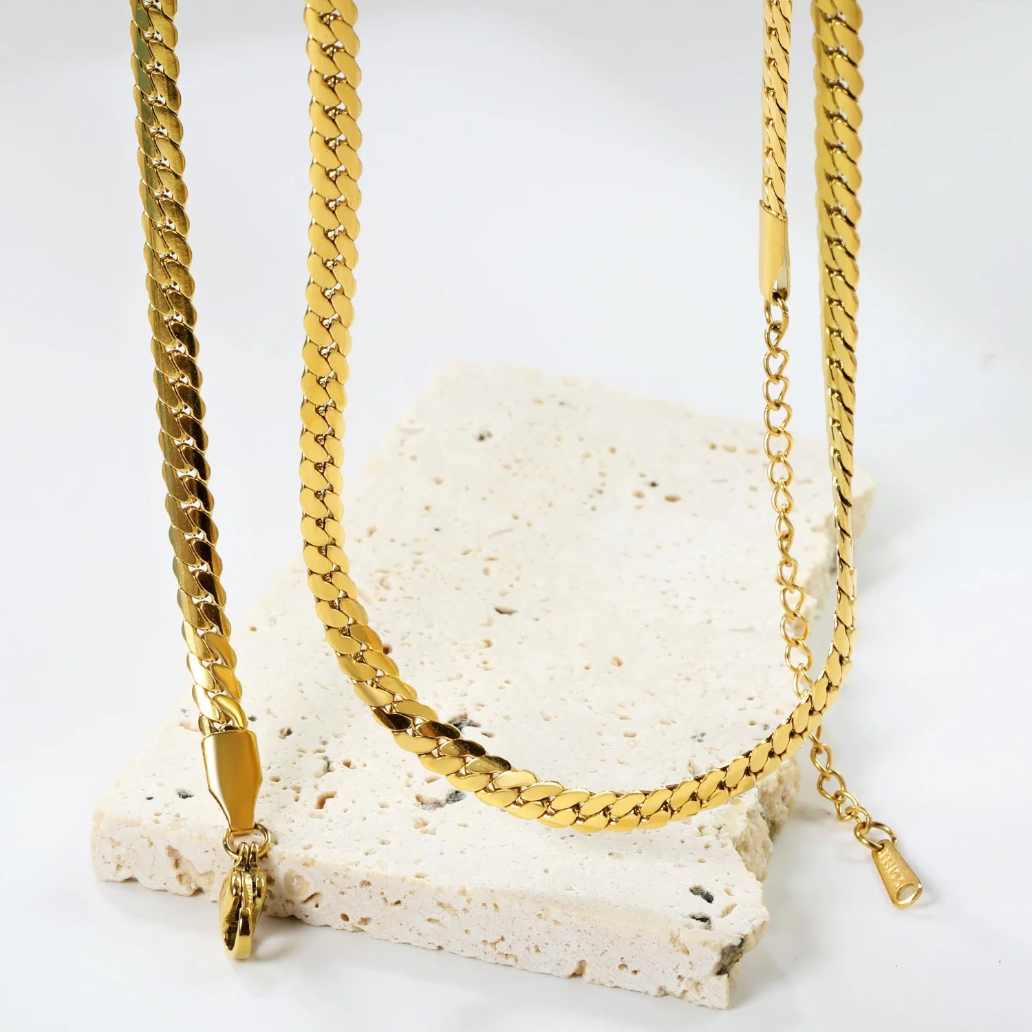 Waterproof 18k Gold Plated Woven Chain Necklace for Men Women Choker Stainless Steel Whip Smooth Necklace Men Chains