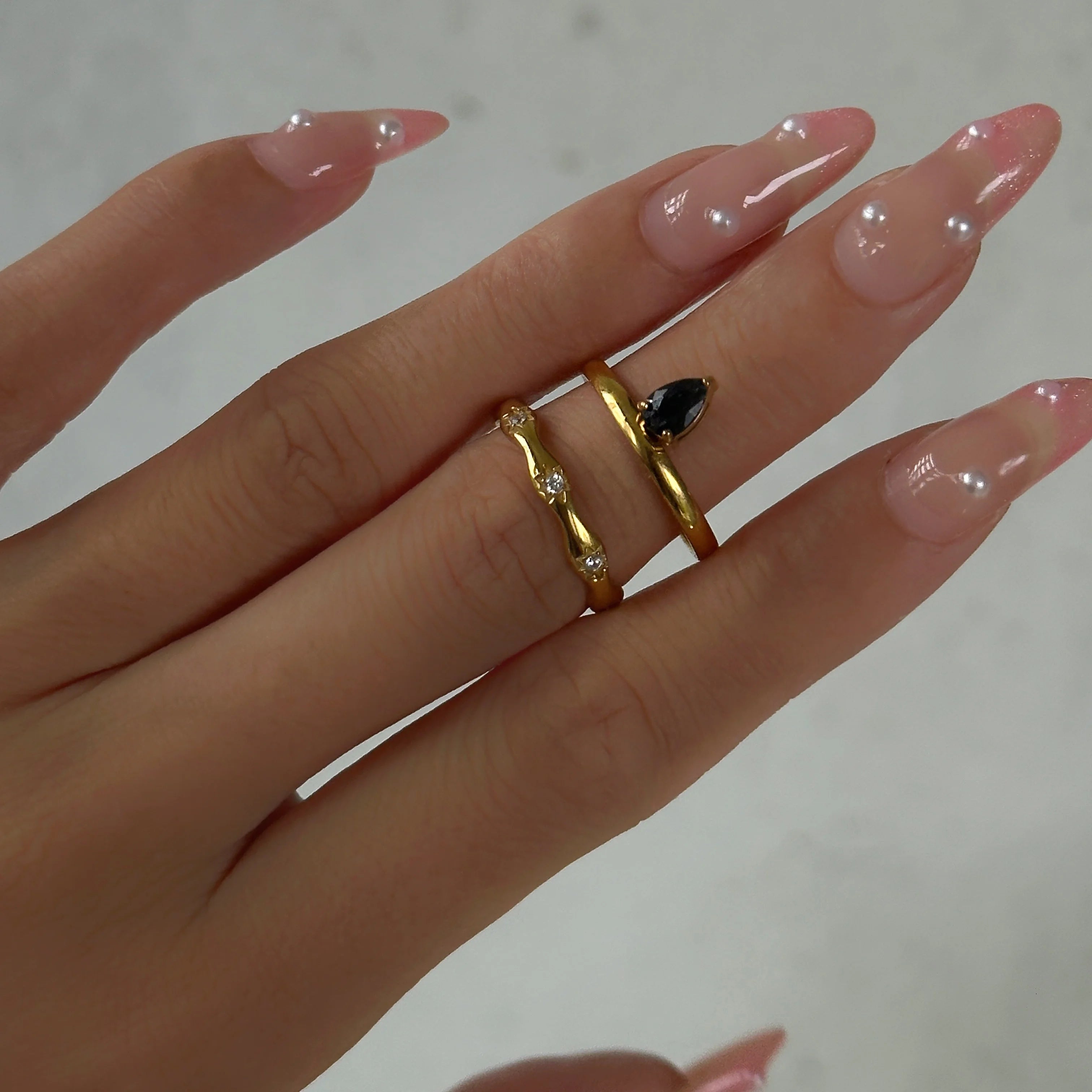 202 Dazan Autumn Winter New Ins Trendy 18k Gold Plated Stainless Steel Polished Minimal Black Zircon Hexagram Star Ring Women