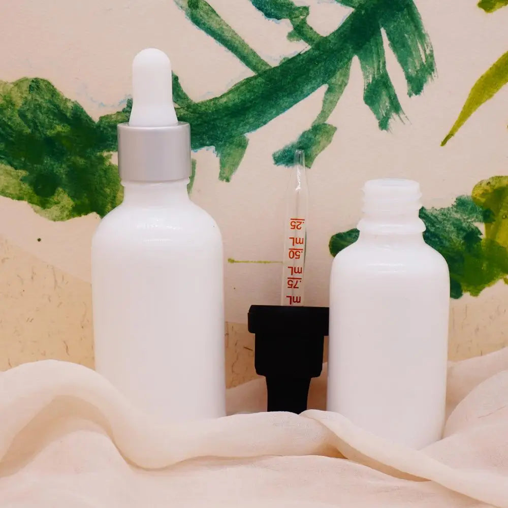 White Porcelain Glass Serum Bottle Dropper with Silver Brushed Aluminum Lid