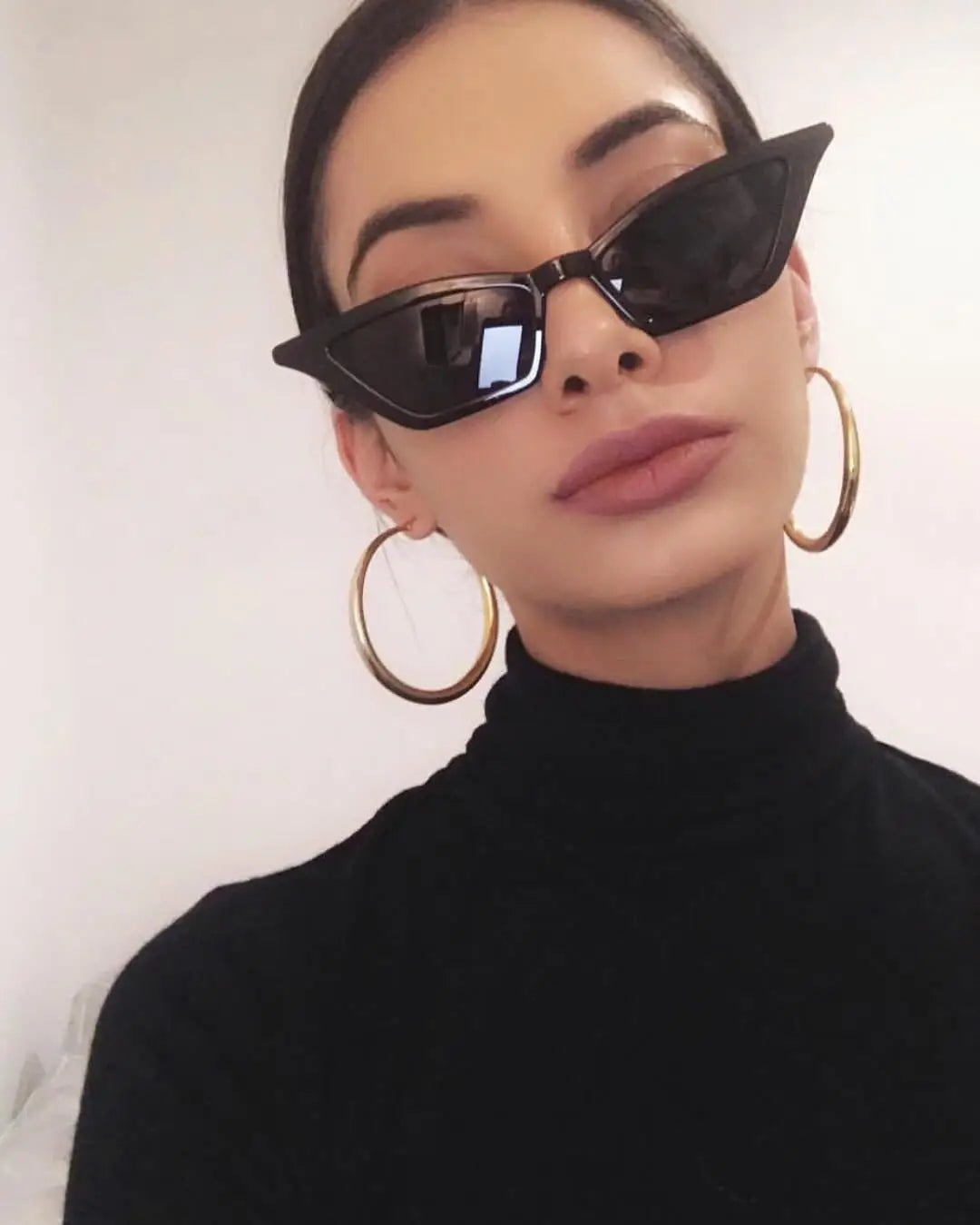 2020 Retro Unisex Cat Eye Sunglasses Small Frame Full Rim UV400 Protection Vintage Street Shot