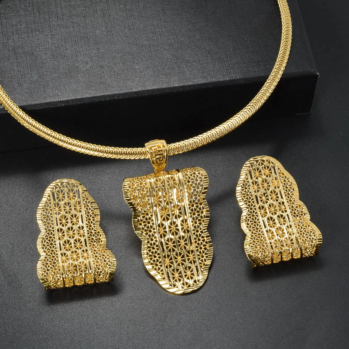 Fashion Italian 14k Gold Plated Earrings and Pendant  Jewelry Set
