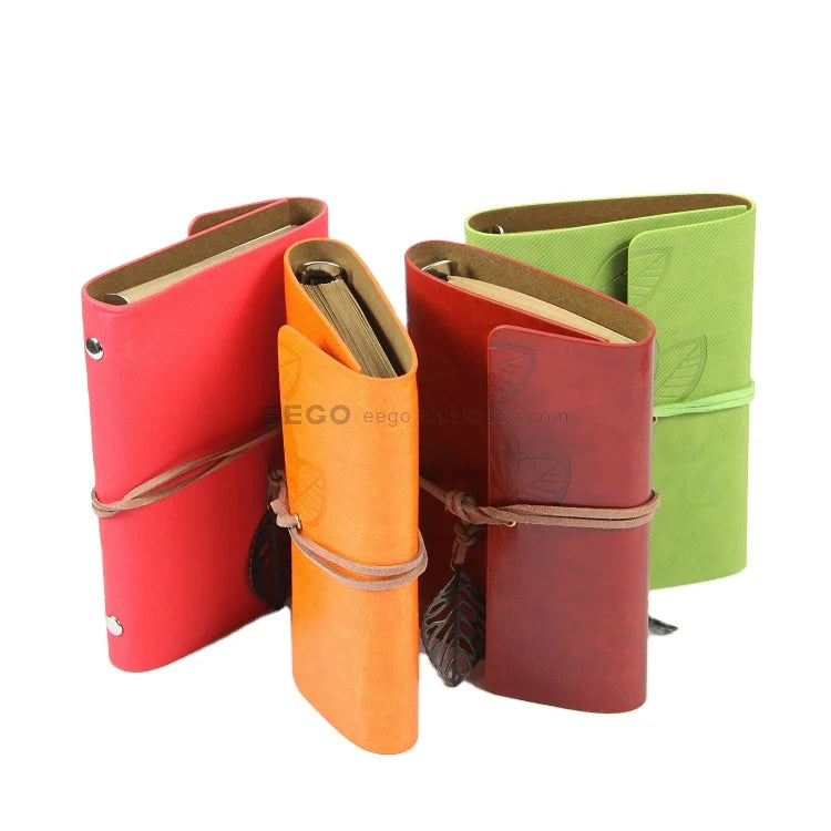 Custom A6 Vintage Handmade Hanging Metal Emblem PU Leather Travelers Ring Binder Journal Notebook With Strap