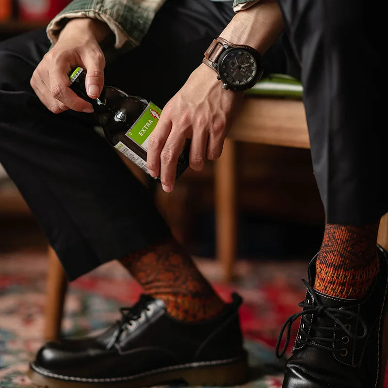 New Fashion Style Top Quality Men's Autumn Warm Knitting Elite Dress Socks Breathable Unisex Ethnic Leisure Crew Socks Stockings