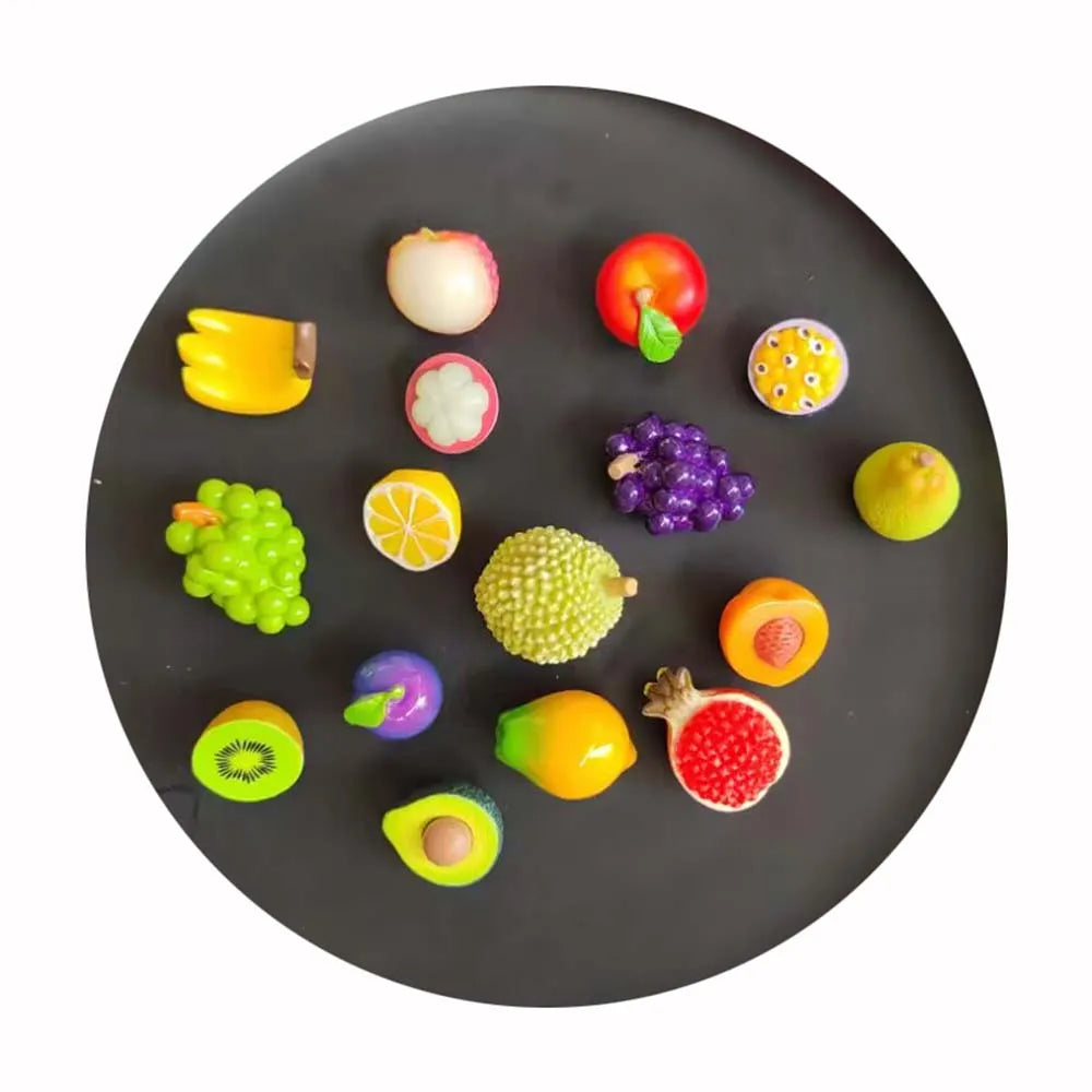 Resin 3D Fruits Miniature Banana Grape Kiwifruit Lemon Pear Peach Durian for Decoration Miniature Figures Sculptures Figurine